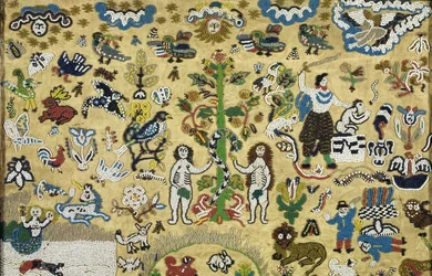 Perlenbild: Sündenfall; Kain und Abel; Opferung Isaaks; umgeben von Tieren aus dem Garten Eden, 17. Jahrhundert